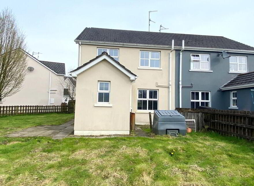 36 Greenfields, Convoy, F93XT59