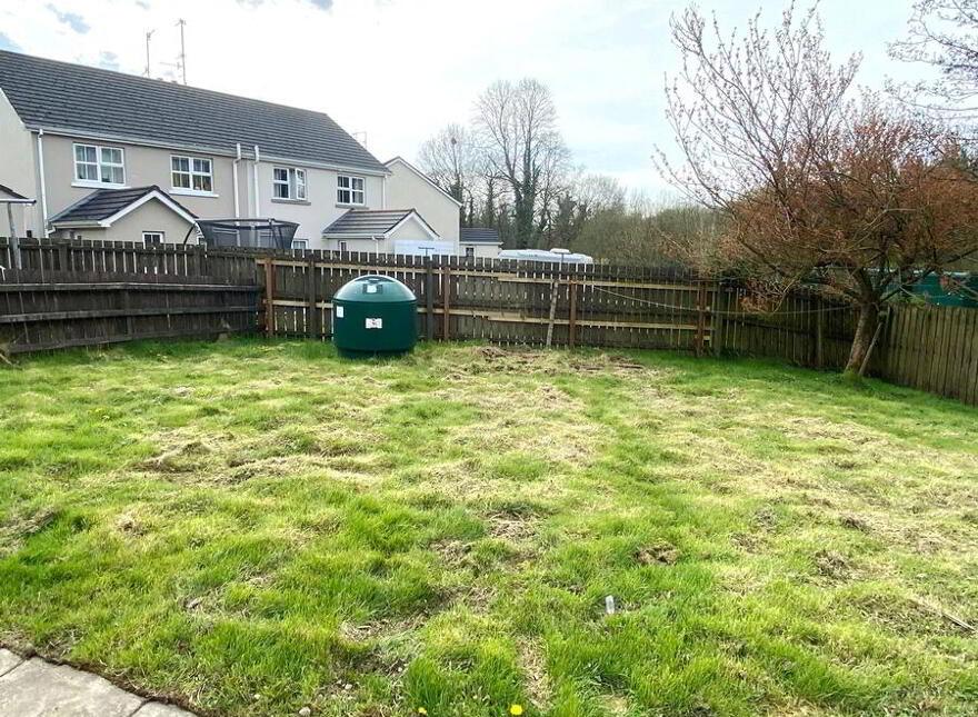 36 Greenfields, Convoy, F93XT59