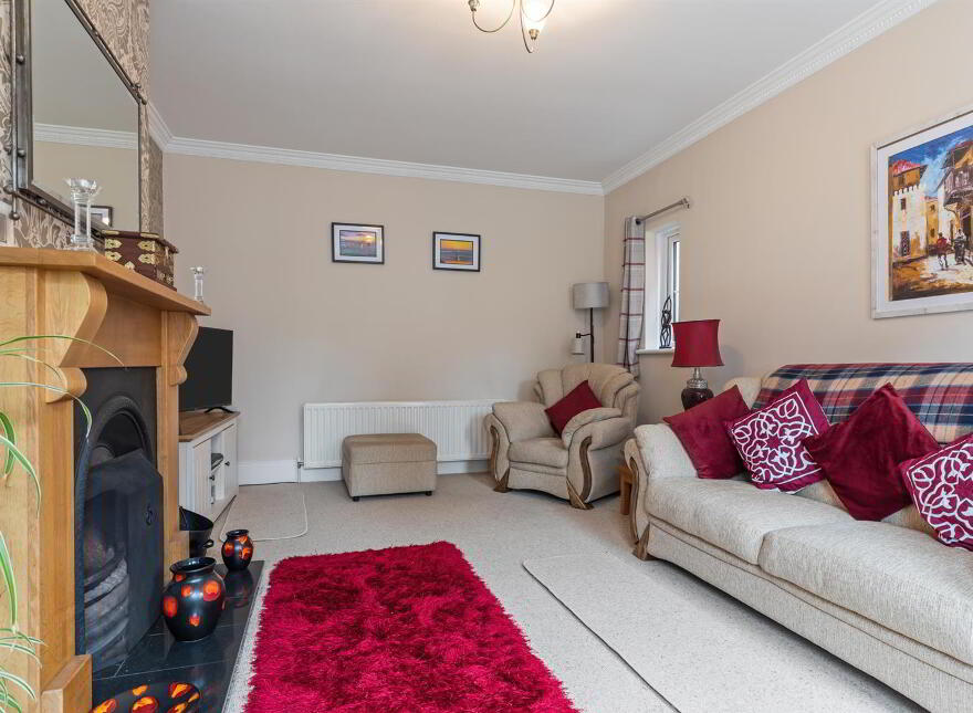15 Demesne Park, Downpatrick, BT30 6WG