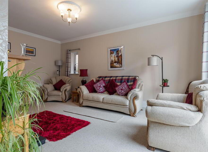 15 Demesne Park, Downpatrick, BT30 6WG