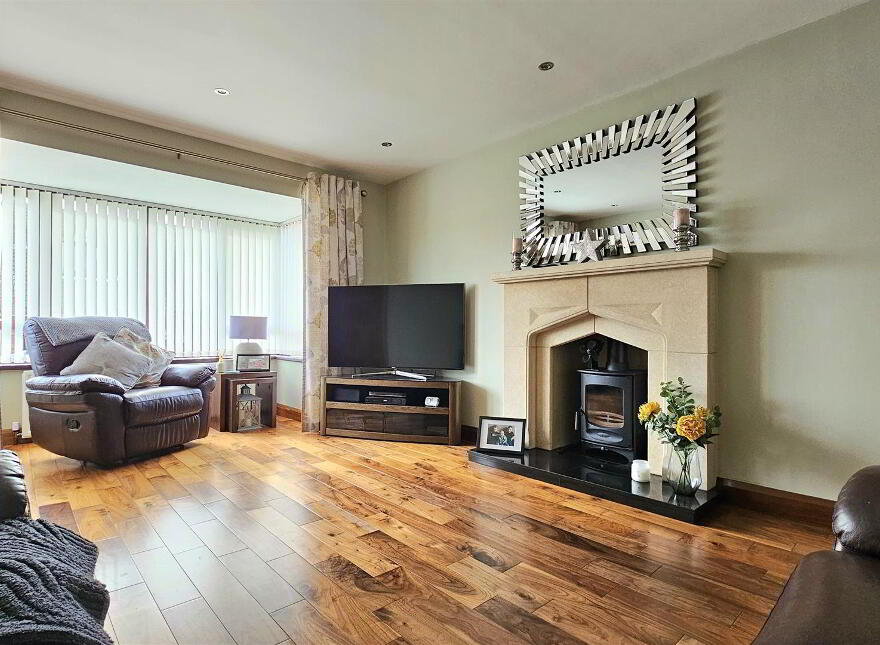 2 Sandringham Park, Carrickfergus, BT38 9EP