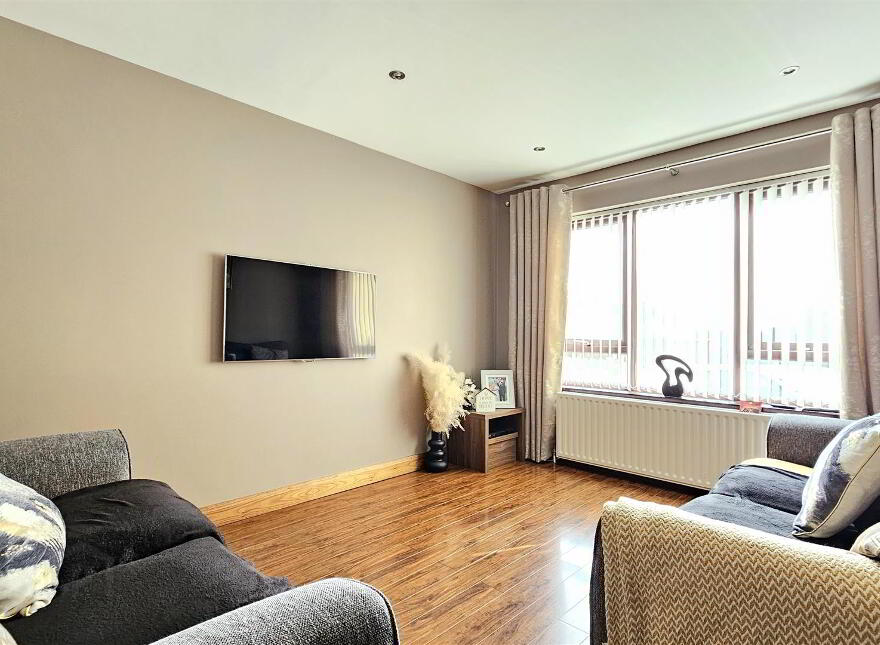 2 Sandringham Park, Carrickfergus, BT38 9EP