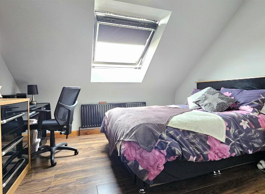 2 Sandringham Park, Carrickfergus, BT38 9EP