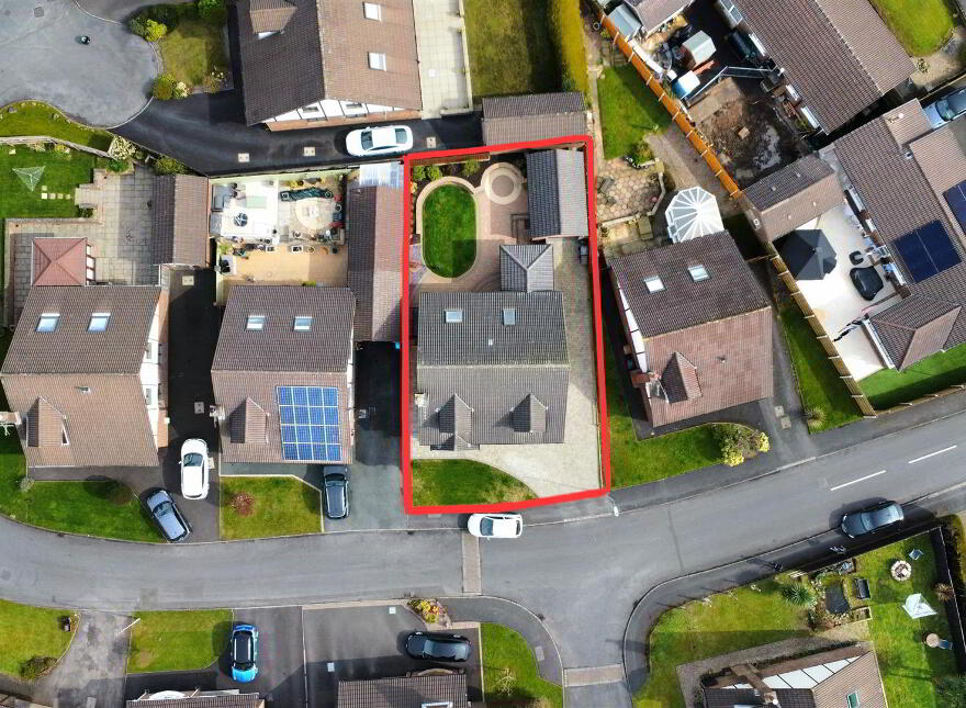 2 Sandringham Park, Carrickfergus, BT38 9EP