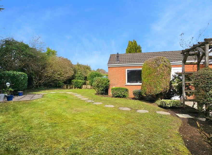 2 Garron Heights, Carrickfergus, BT38 8LJ