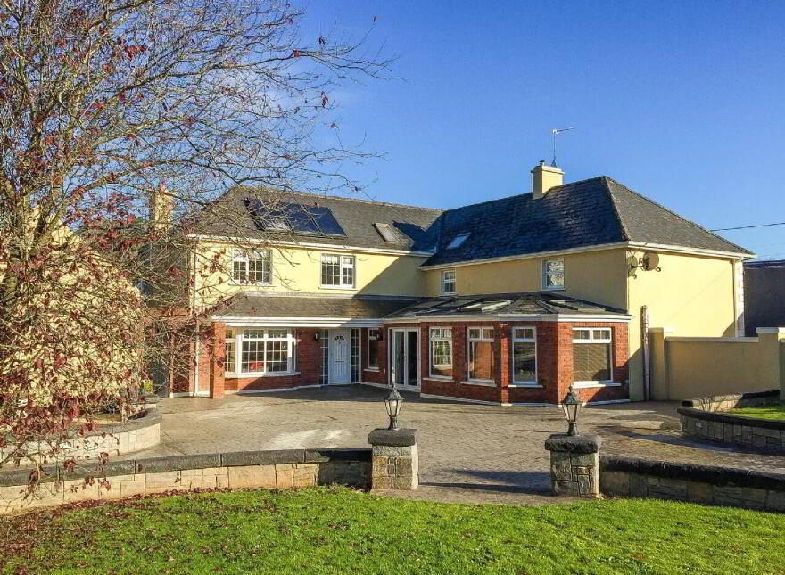 Commercial Premises &, 5 Bed House, Hollyford Village, Hollyford, E34HR25