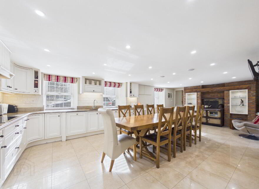 Commercial Premises &, 5 Bed House, Hollyford Village, Hollyford, E34HR25