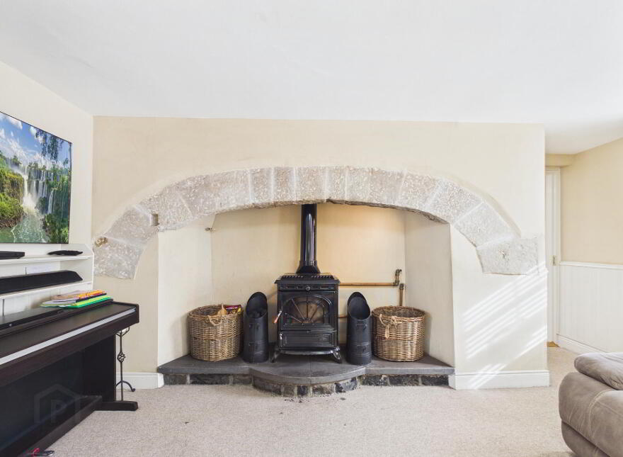 Commercial Premises &, 5 Bed House, Hollyford Village, Hollyford, E34HR25