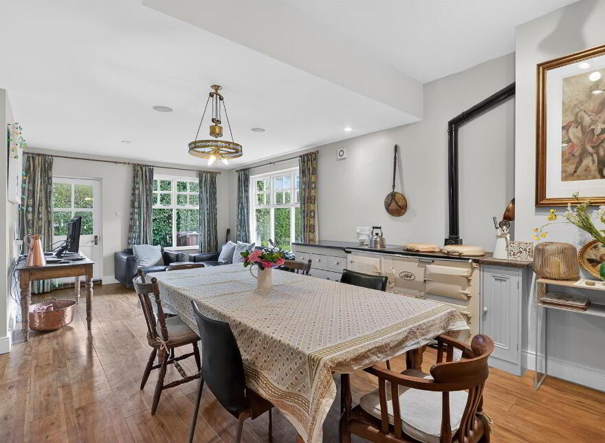 36 Myrtlefield Park, Belfast, BT9 6NF