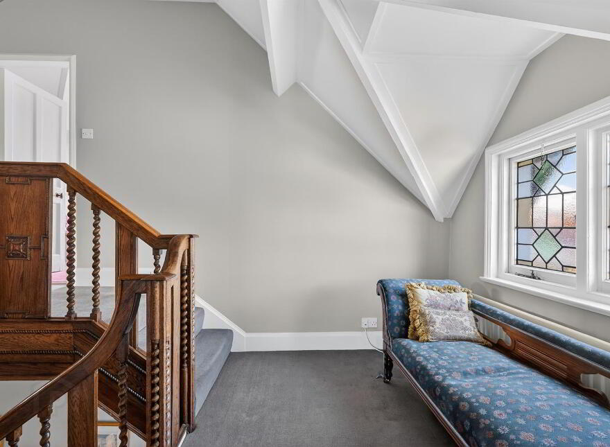 36 Myrtlefield Park, Belfast, BT9 6NF