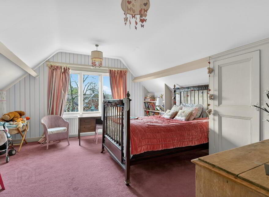 36 Myrtlefield Park, Belfast, BT9 6NF