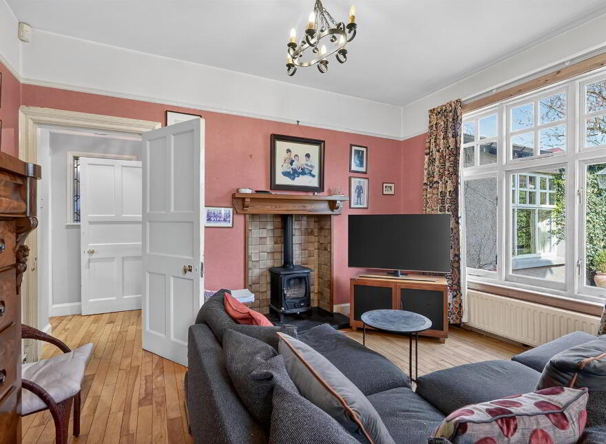 36 Myrtlefield Park, Belfast, BT9 6NF
