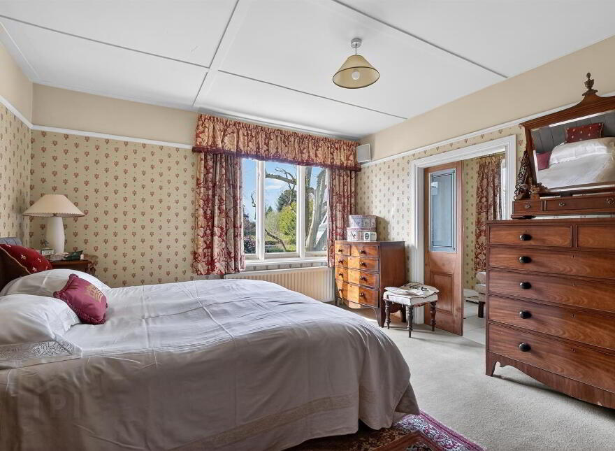 36 Myrtlefield Park, Belfast, BT9 6NF