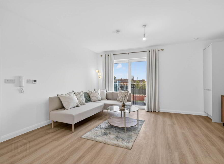 Apt 7, 2 Dayton Street, Belfast, BT13 2BX