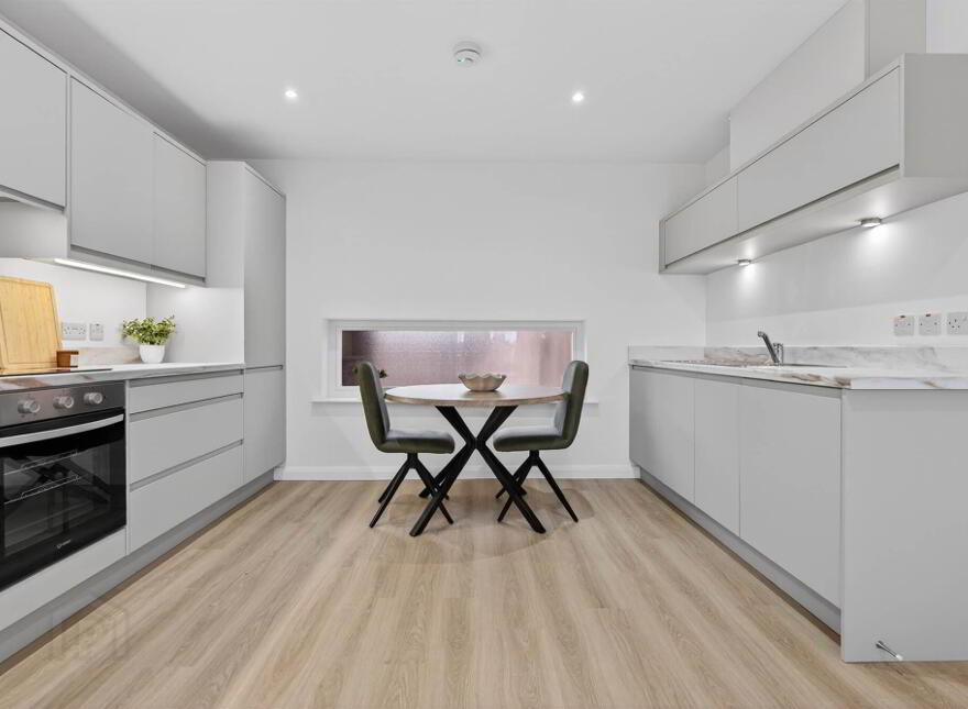 Apt 7, 2 Dayton Street, Belfast, BT13 2BX