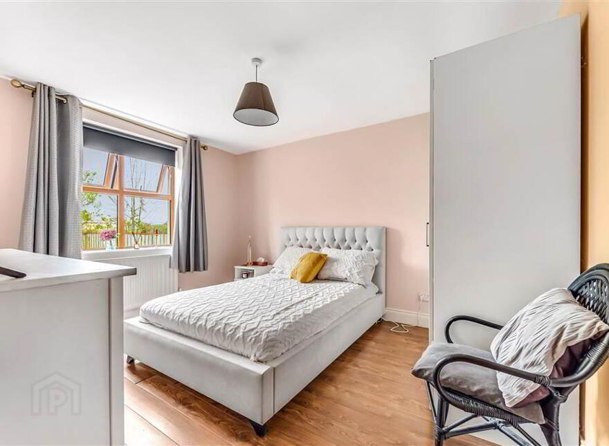 Apt 7, Locksley Lane, Upper Lisburn Road, Belfast, BT10 0BH