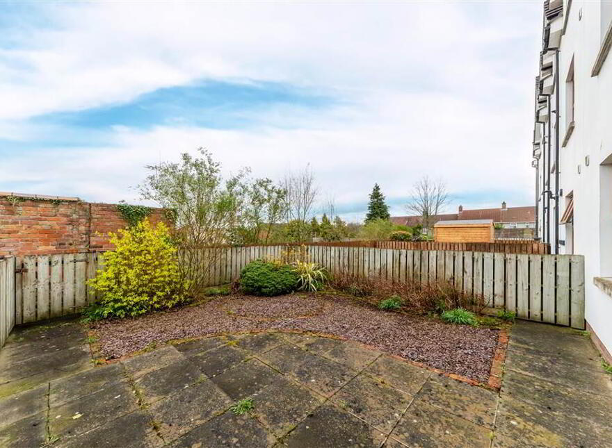Apt 7, Locksley Lane, Upper Lisburn Road, Belfast, BT10 0BH