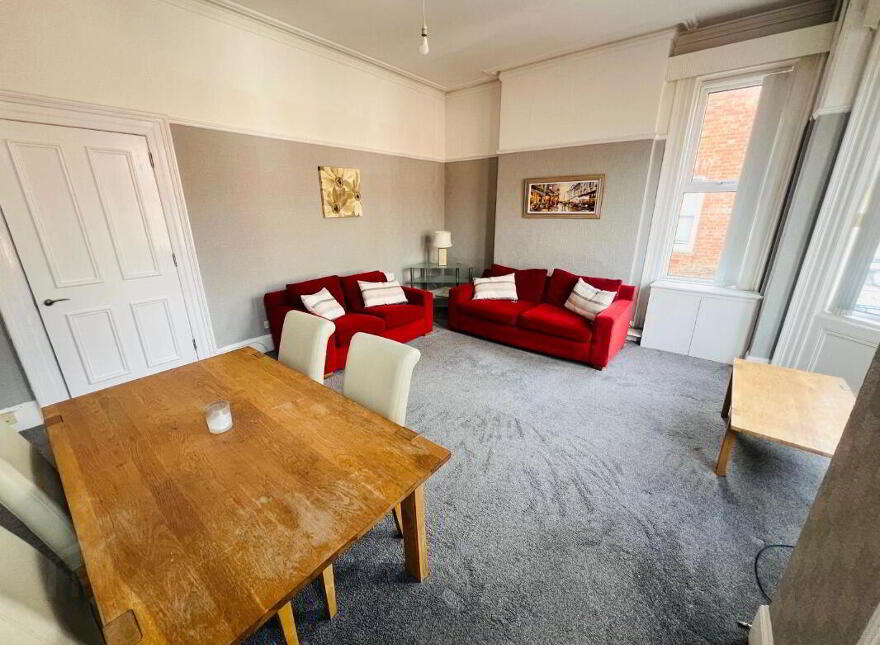 Apartment 2 73 Eglantine Avenue, Belfast, BT9 6EW