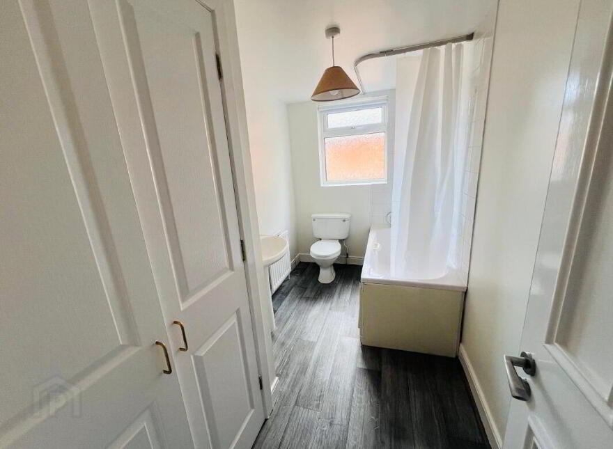 Apartment 2 73 Eglantine Avenue, Belfast, BT9 6EW