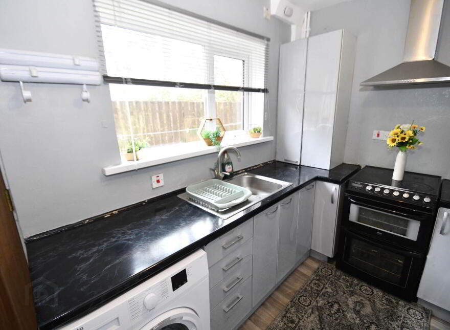9 Norfolk Road, Glen Road, Belfast, BT11 8DE