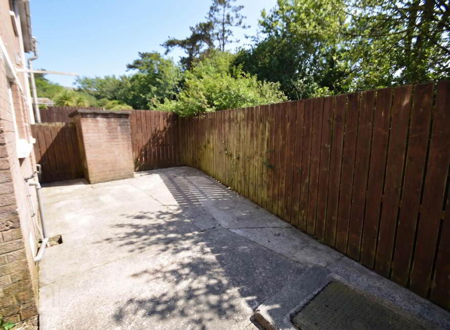 9 Norfolk Road, Glen Road, Belfast, BT11 8DE