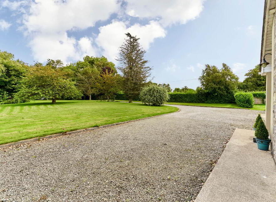 Randalstown, Donaghpatrick, Navan, C15V625