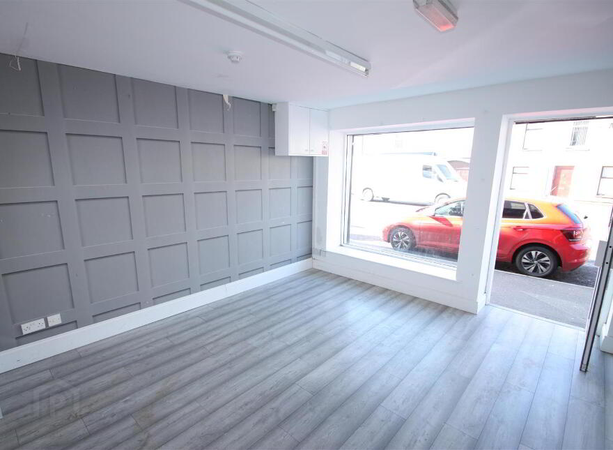 Unit 1, 2 Lisburn Street, Ballynahinch, BT24 8BD