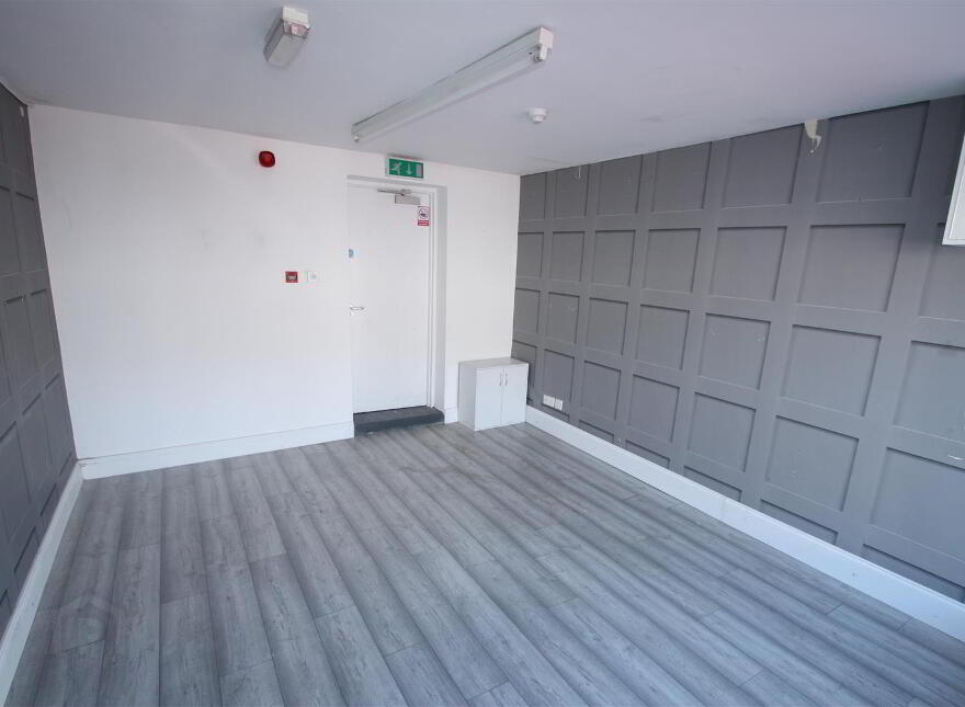 Unit 1, 2 Lisburn Street, Ballynahinch, BT24 8BD