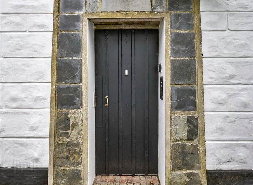 7 Dufferin Square, Bangor, BT20 3FD