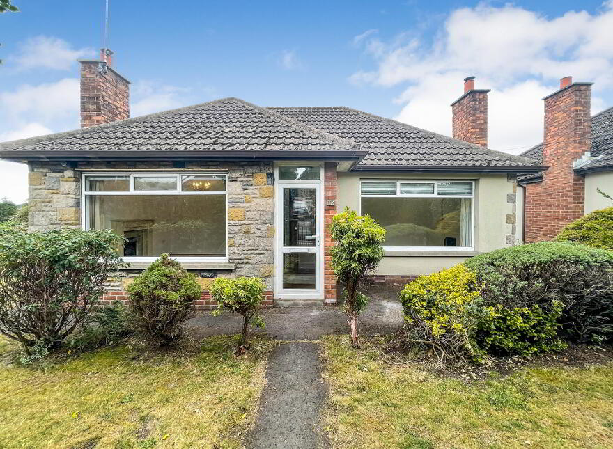 12 Largymore Drive, Lisburn, BT27 5BS