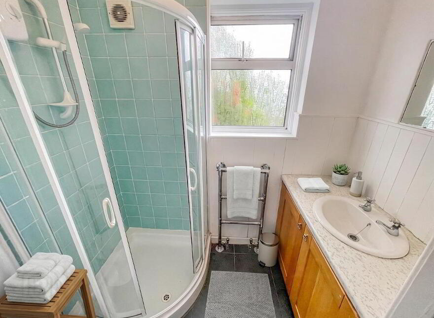 12 Largymore Drive, Lisburn, BT27 5BS