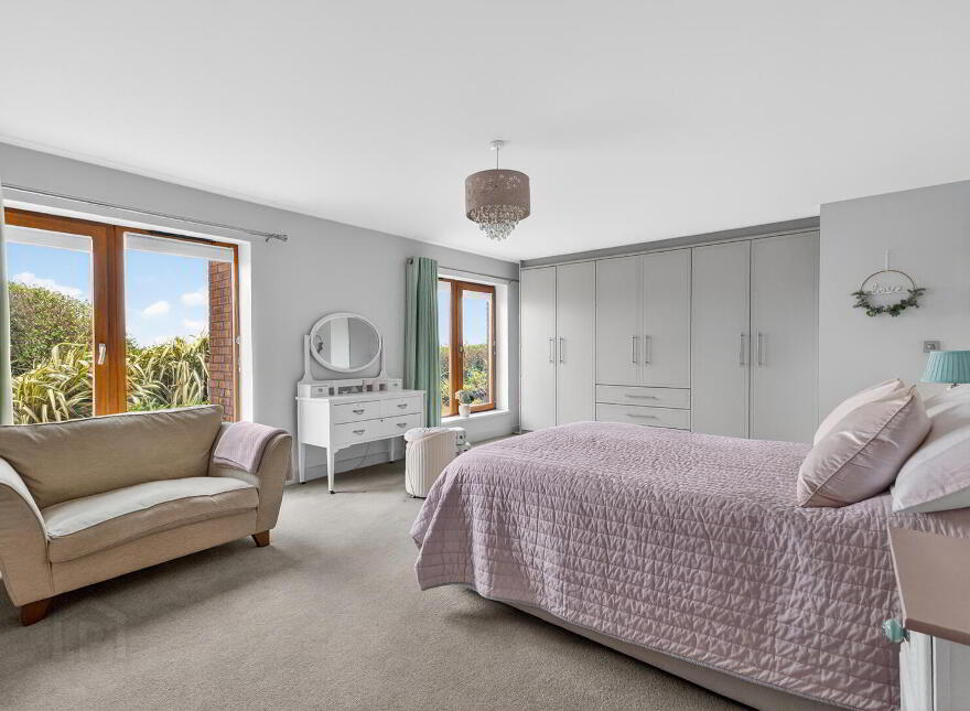 5 Cove Drive, Groomsport, Bangor, BT19 6HF