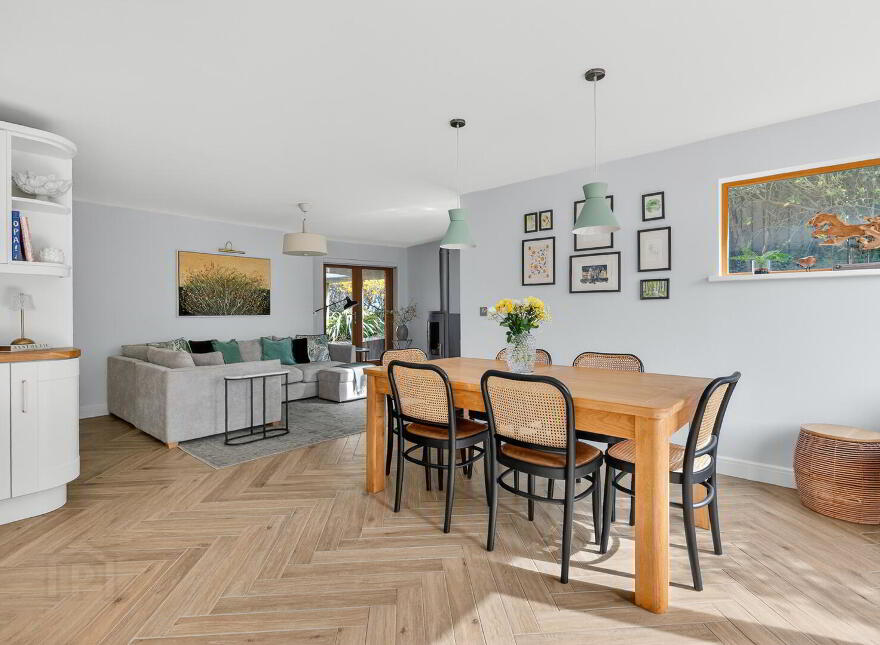 5 Cove Drive, Groomsport, Bangor, BT19 6HF