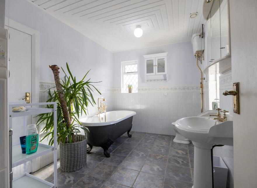 17 Old Cultra Road, Cultra, Holywood, BT18 0AE