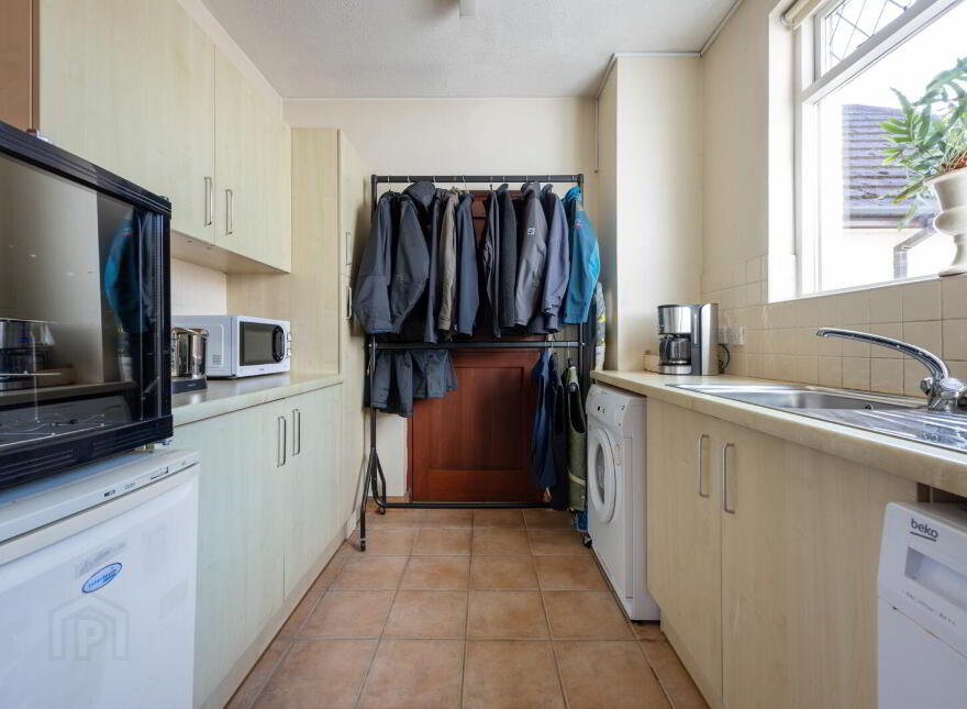 17 Old Cultra Road, Cultra, Holywood, BT18 0AE