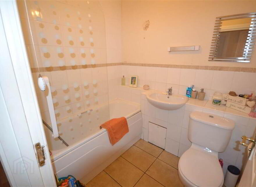 13B Gleann Dara, 16 Old Suffolk Road, Belfast, BT11 9PL