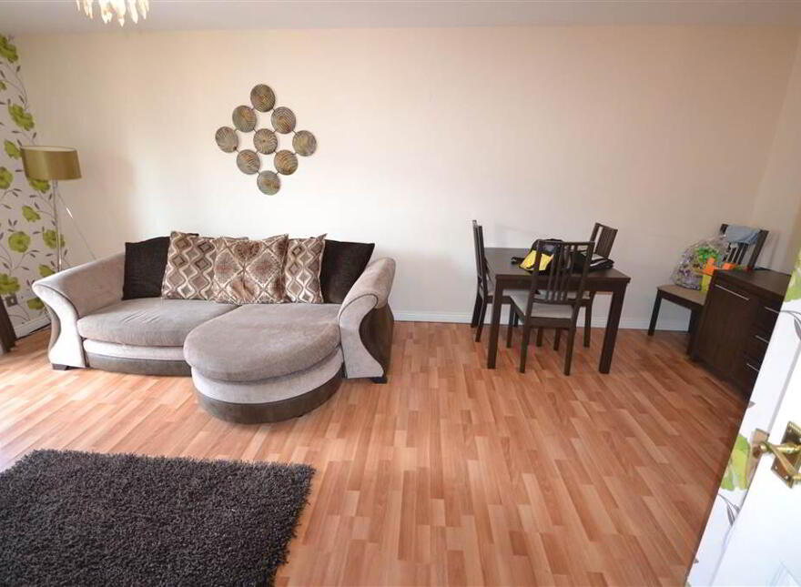 13B Gleann Dara, 16 Old Suffolk Road, Belfast, BT11 9PL
