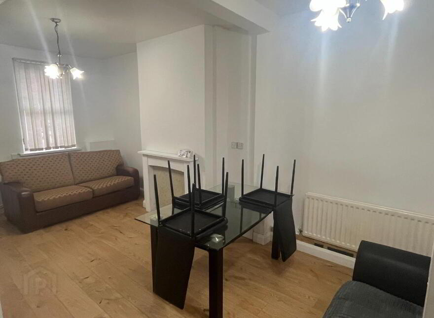 30 Oakley Street, Belfast, BT14 8BL