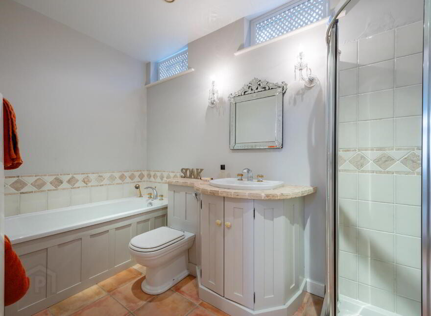 Ivy Lodge, 22 Circular Road West, Cultra, Holywood, BT18 0AX