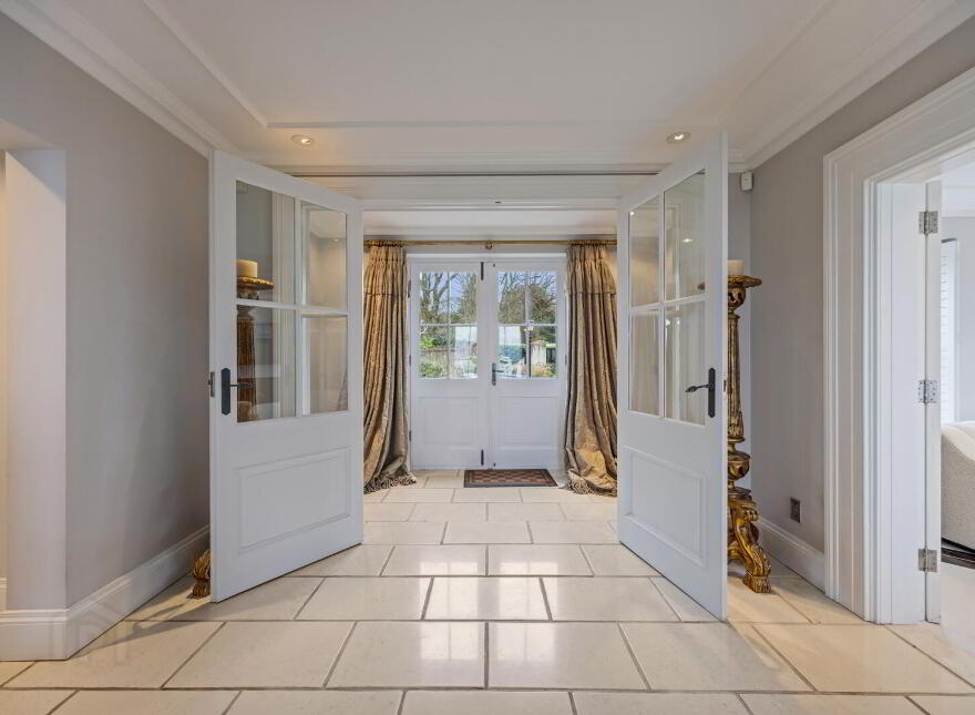 Ivy Lodge, 22 Circular Road West, Cultra, Holywood, BT18 0AX