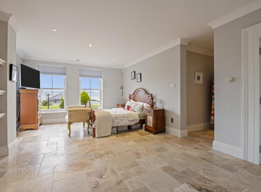 Ivy Lodge, 22 Circular Road West, Cultra, Holywood, BT18 0AX