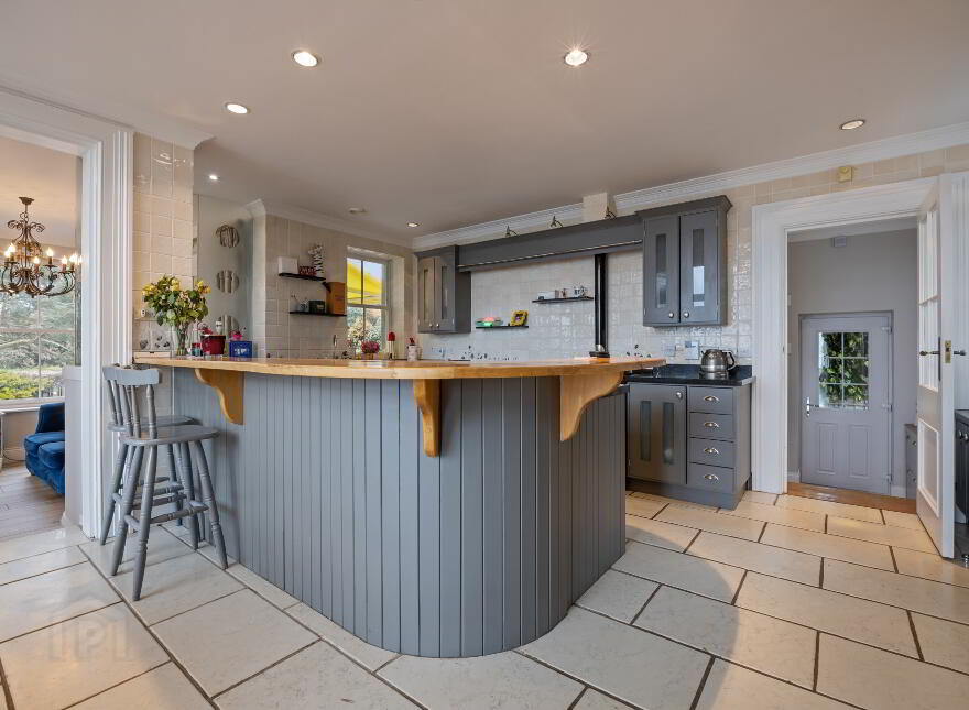 Ivy Lodge, 22 Circular Road West, Cultra, Holywood, BT18 0AX