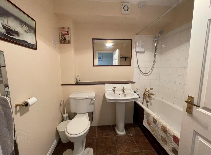 3 Swifts Quay, Carrickfergus, BT38 8BQ