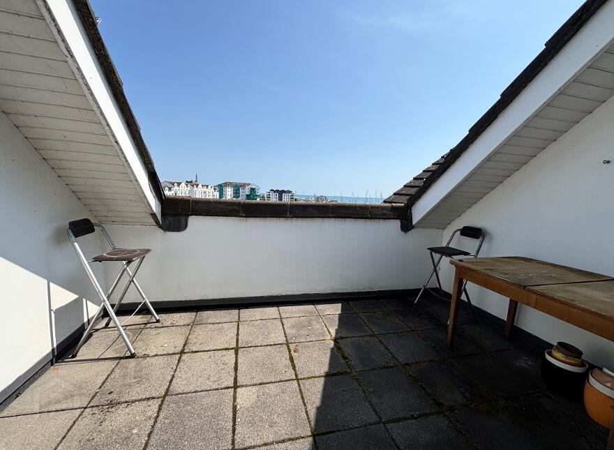 3 Swifts Quay, Carrickfergus, BT38 8BQ