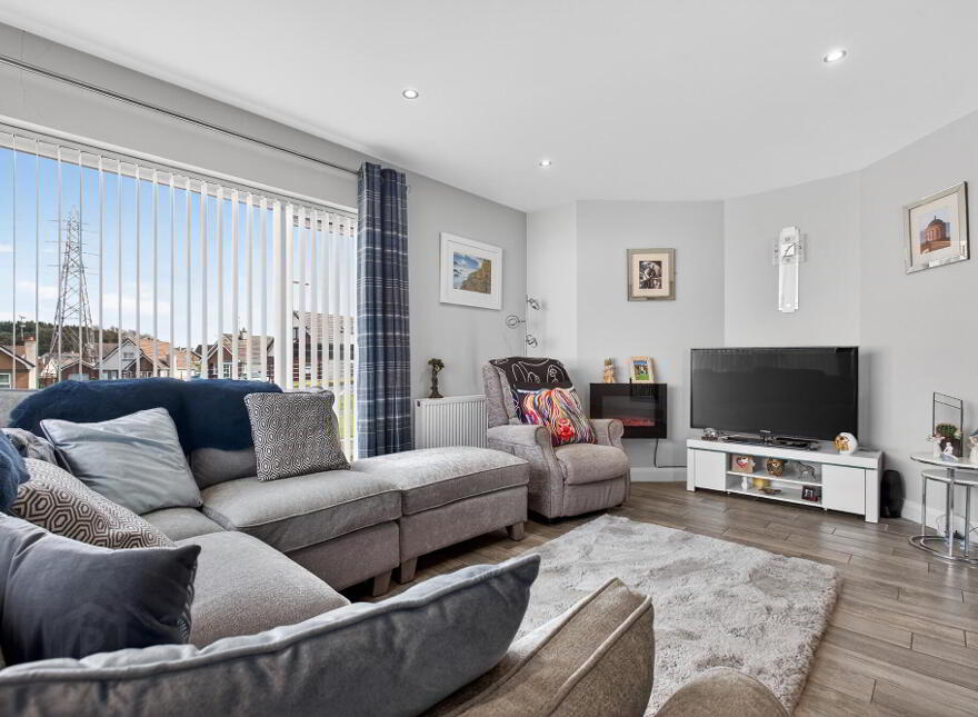 8 Knocklynn Drive, Coleraine, BT52 1WX