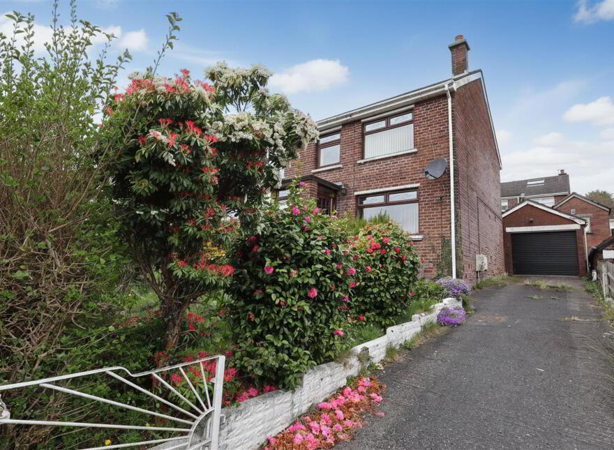 86 Church Crescent, Newtownabbey, BT36 6ET photo