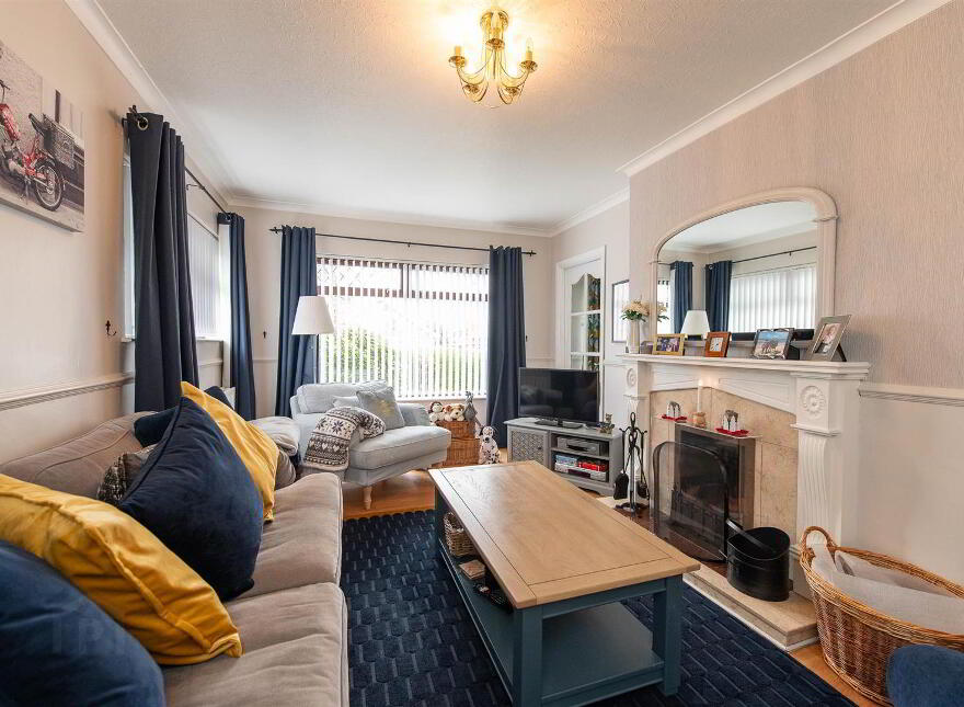 7 Lough Leane Park, Carryduff, Belfast, BT8 8PN