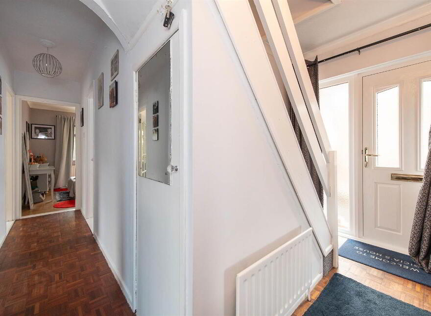 7 Lough Leane Park, Carryduff, Belfast, BT8 8PN