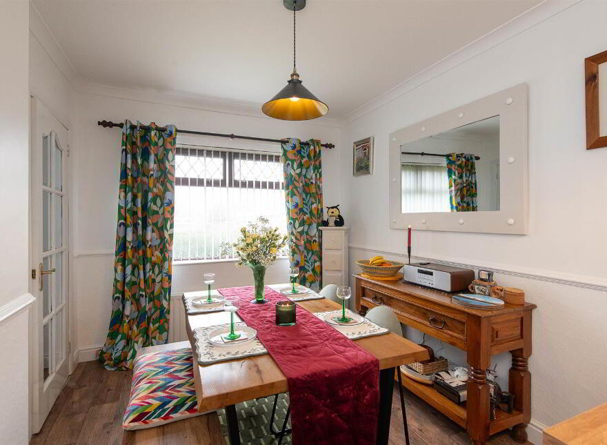 7 Lough Leane Park, Carryduff, Belfast, BT8 8PN