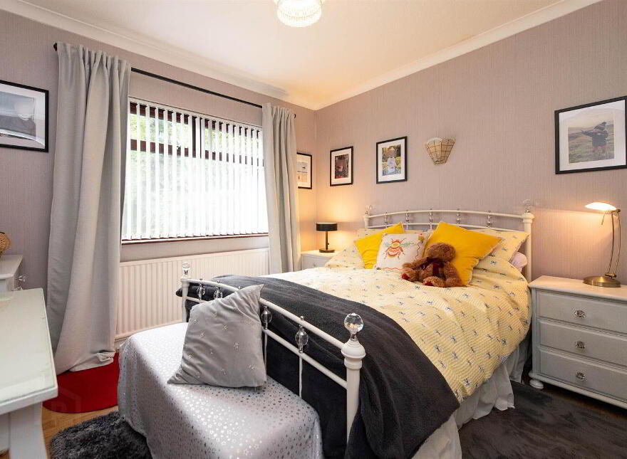 7 Lough Leane Park, Carryduff, Belfast, BT8 8PN